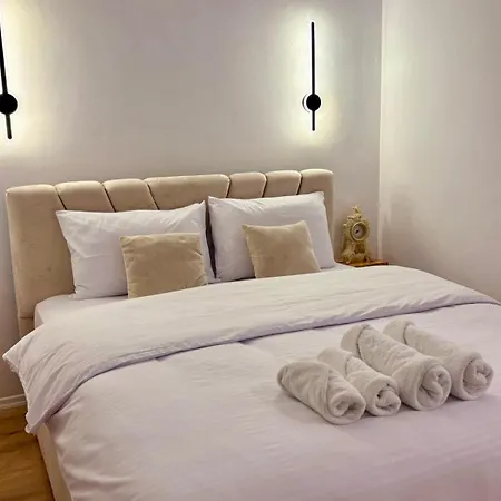 Honey Hill Homestay Permet