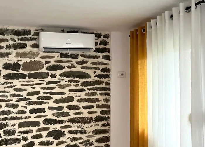 Honey Hill Habitación en casa particular Përmet