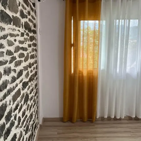 Honey Hill * Përmet