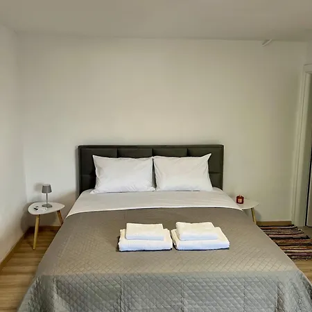 Honey Hill Homestay szállás *